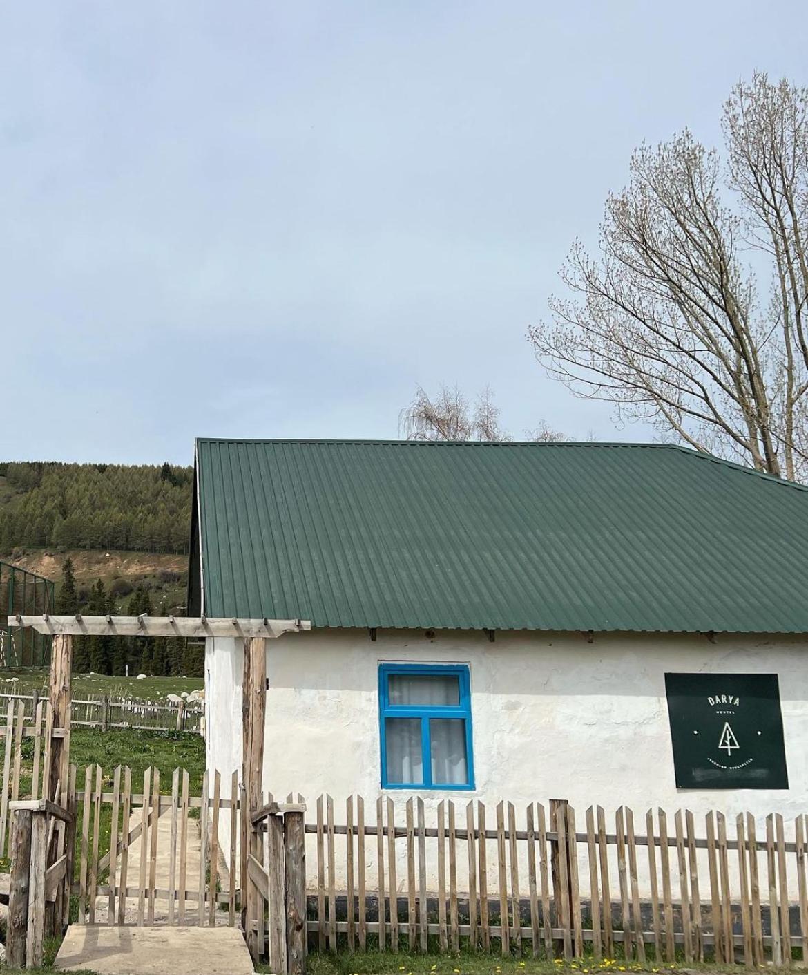 Darya Hostel Jyrgalan Exterior foto